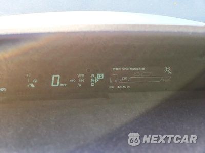 Zdjęcie 9 z 13 samochodu: 2015 TOYOTA PRIUS THREE VIN:JTDKN3DU1F0428421 - miniatura