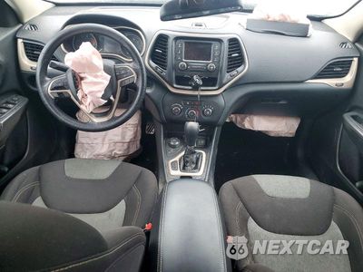 Zdjęcie 8 z 13 samochodu: 2016 JEEP CHEROKEE SPORT VIN:1C4PJMAB2GW132686 - miniatura