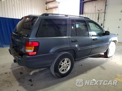Trzecie zdjęcie samochodu z tyłu: 2003 JEEP GRAND CHEROKEE LAREDO VIN:1J4GW48N23C555372 - miniatura