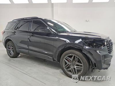Czwarte zdjęcie samochodu z boku: 2025 FORD EXPLORER ST-LINE VIN:1FMUK8KHXSGB65198 - miniatura