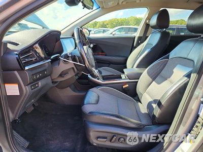 Zdjęcie 7 z 13 samochodu: 2022 KIA NIRO EV S VIN:KNDCC3LG6N5159811 - miniatura