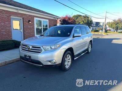 Drugie zdjęcie samochodu z przodu: 2011 TOYOTA HIGHLANDER SE VIN:5TDBK3EH9BS090123 - miniatura