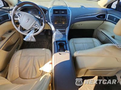 Zdjęcie 8 z 12 samochodu: 2014 LINCOLN MKZ HYBRID VIN:3LN6L2LU1ER820117 - miniatura