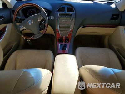 Zdjęcie 8 z 12 samochodu: 2011 LEXUS ES 350 VIN:JTHBK1EG2B2417432 - miniatura