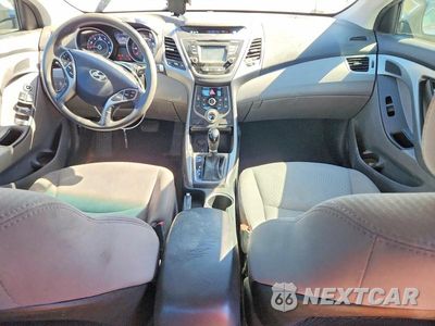 Zdjęcie 8 z 12 samochodu: 2016 HYUNDAI ELANTRA SE VIN:5NPDH4AE3GH789270 - miniatura