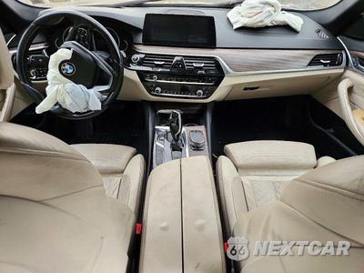 Zdjęcie 8 z 12 samochodu: 2019 BMW 530 I VIN:WBAJA5C58KBX87192 - miniatura
