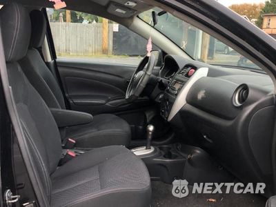Piąte zdjęcie samochodu w środku: 2017 NISSAN VERSA 1.6 SV VIN:3N1CN7AP1HL802951 - miniatura