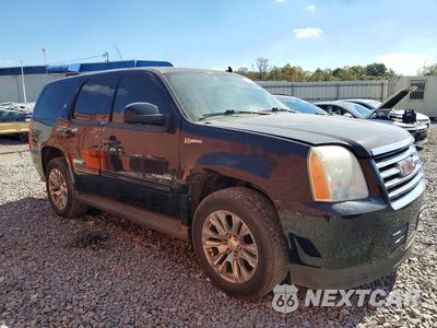 Czwarte zdjęcie samochodu z boku: 2010 GMC YUKON HYBRID VIN:1GKUCFDJXAR276735 - miniatura