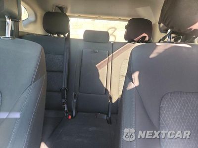 Zdjęcie 10 z 13 samochodu: 2017 HYUNDAI TUCSON SE VIN:KM8J3CA47HU317305 - miniatura