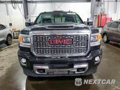 Piąte zdjęcie samochodu w środku: 2018 GMC SIERRA K2500 DENALI VIN:1GT12UEY3JF284761 - miniatura