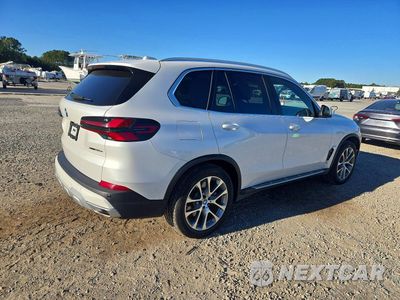 Trzecie zdjęcie samochodu z tyłu: 2025 BMW X5 XDRIVE50E VIN:5UX43EU02S9Y16723 - miniatura