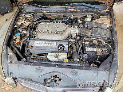 Zdjęcie 11 z 13 samochodu: 2004 HONDA ACCORD EX VIN:1HGCM66814A018364 - miniatura