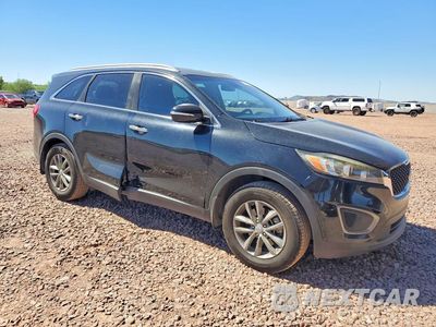 Czwarte zdjęcie samochodu z boku: 2016 KIA SORENTO LX VIN:5XYPG4A32GG000565 - miniatura