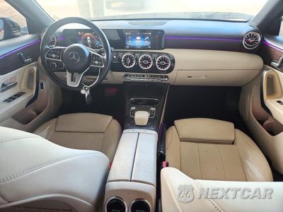 Zdjęcie 8 z 13 samochodu: 2019 MERCEDES-BENZ A 220 VIN:WDD3G4EB4KW020932 - miniatura
