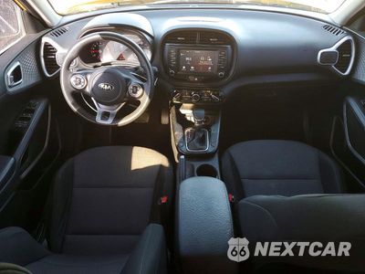 Zdjęcie 8 z 13 samochodu: 2020 KIA SOUL LX VIN:KNDJ23AU8L7075848 - miniatura