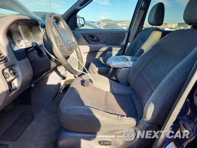 Zdjęcie 7 z 13 samochodu: 2002 FORD ESCAPE XLT VIN:1FMCU04112KA07756 - miniatura