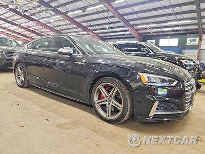 Czwarte zdjęcie samochodu z boku: 2019 AUDI S5 PREMIUM PLUS VIN:WAUB4CF54KA001955 - miniatura