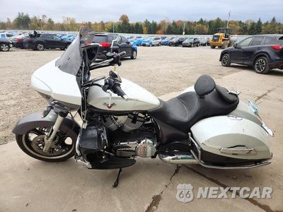 Trzecie zdjęcie samochodu z tyłu: 2016 VICTORY MOTORCYCLES CROSS COUNTRY TOUR VIN:5VPTW36N4G3047770 - miniatura
