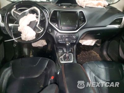 Zdjęcie 8 z 13 samochodu: 2014 JEEP CHEROKEE TRAILHAWK VIN:1C4PJMBS6EW199092 - miniatura