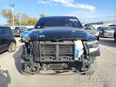 Piąte zdjęcie samochodu w środku: 2020 RAM 1500 LARAMIE VIN:1C6SRFJT5LN308256 - miniatura