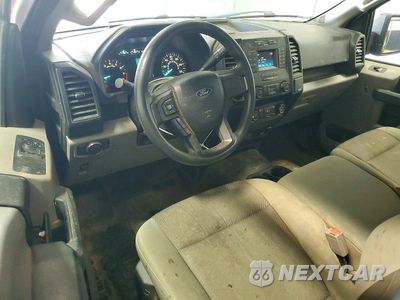 Zdjęcie 8 z 12 samochodu: 2019 FORD F150 VIN:1FTMF1CB8KKD84961 - miniatura