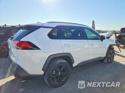 Trzecie zdjęcie samochodu z tyłu: 2020 TOYOTA RAV4 XLE VIN:2T3W1RFV1LC045125 - miniatura