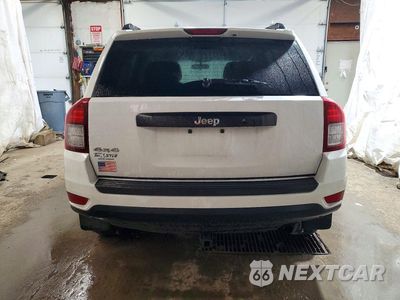 Zdjęcie 6 z 13 samochodu: 2015 JEEP COMPASS SPORT VIN:1C4NJDBB5FD371097 - miniatura