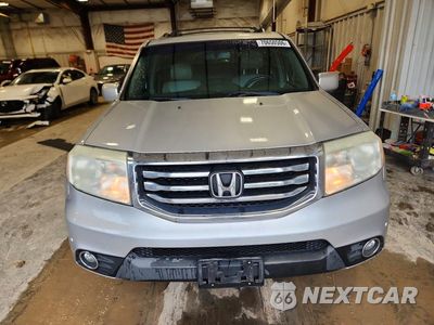 Piąte zdjęcie samochodu w środku: 2012 HONDA PILOT TOURING VIN:5FNYF4H9XCB079839 - miniatura