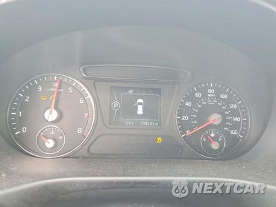 Zdjęcie 9 z 13 samochodu: 2016 KIA SORENTO LX VIN:5XYPG4A31GG181530 - miniatura