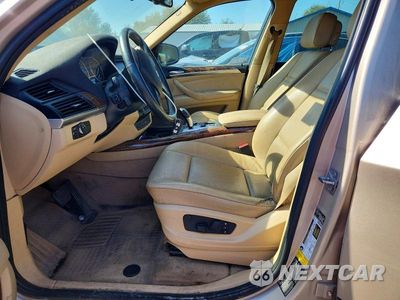 Zdjęcie 7 z 12 samochodu: 2013 BMW X5 XDRIVE35I VIN:5UXZV4C55D0B01159 - miniatura