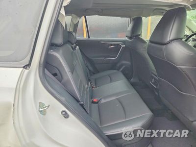 Zdjęcie 10 z 13 samochodu: 2025 TOYOTA RAV4 LIMITED VIN:JTMD6RFV7SJ070048 - miniatura