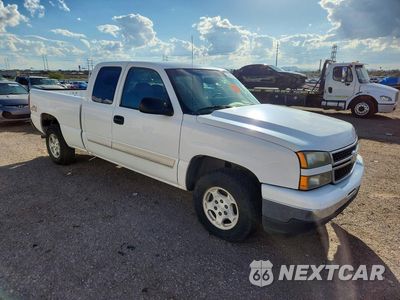 Czwarte zdjęcie samochodu z boku: 2007 CHEVROLET SILVERADO K1500 VIN:1GCEK19T07Z113150 - miniatura