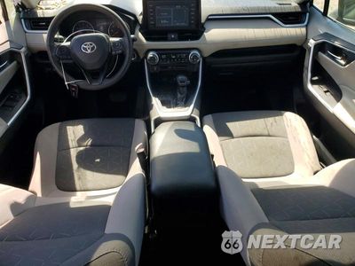 Zdjęcie 8 z 13 samochodu: 2019 TOYOTA RAV4 XLE VIN:2T3W1RFV5KW043133 - miniatura
