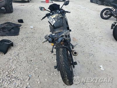 Zdjęcie 6 z 9 samochodu: 2015 YAMAHA YZFR3 VIN:MH3RH06Y1FK002089 - miniatura