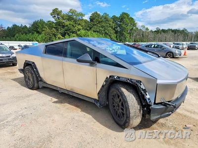 Czwarte zdjęcie samochodu z boku: 2024 TESLA CYBERTRUCK VIN:7G2CEHED0RA047790 - miniatura