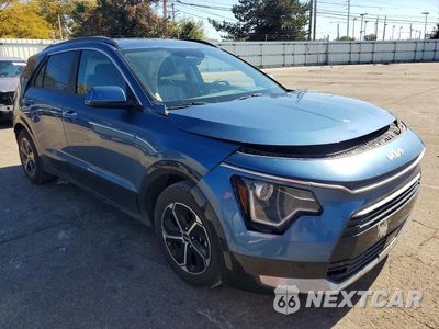 Czwarte zdjęcie samochodu z boku: 2023 KIA NIRO SX VIN:KNDCT3LE2P5116293 - miniatura