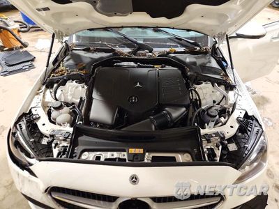 Zdjęcie 11 z 13 samochodu: 2023 MERCEDES-BENZ C 300 4MATIC VIN:W1KAF4HB0PR139766 - miniatura