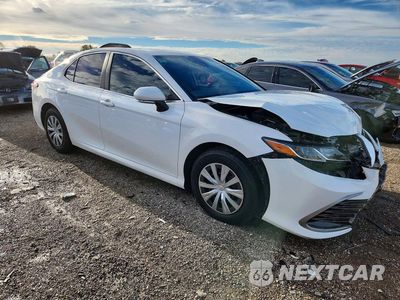 Czwarte zdjęcie samochodu z boku: 2022 TOYOTA CAMRY LE VIN:4T1C31AK0NU588598 - miniatura