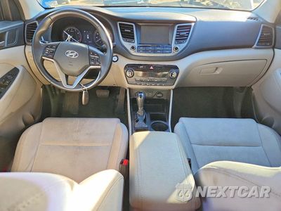 Zdjęcie 8 z 13 samochodu: 2018 HYUNDAI TUCSON VALUE VIN:KM8J3CA27JU691773 - miniatura
