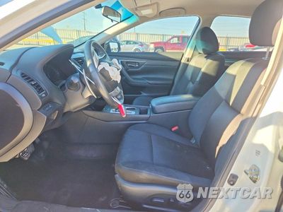 Zdjęcie 7 z 12 samochodu: 2017 NISSAN ALTIMA 2.5 SR VIN:1N4AL3AP8HC288181 - miniatura