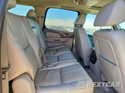 Zdjęcie 11 z 13 samochodu: 2007 CHEVROLET SUBURBAN K1500 VIN:3GNFK16377G224536 - miniatura