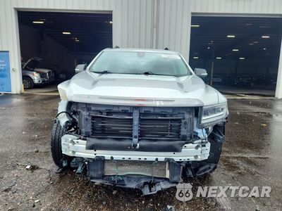 Piąte zdjęcie samochodu w środku: 2020 GMC ACADIA AT4 VIN:1GKKNLLS4LZ199275 - miniatura