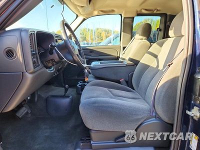 Zdjęcie 7 z 12 samochodu: 2005 CHEVROLET SILVERADO K1500 VIN:2GCEK19VX51161164 - miniatura