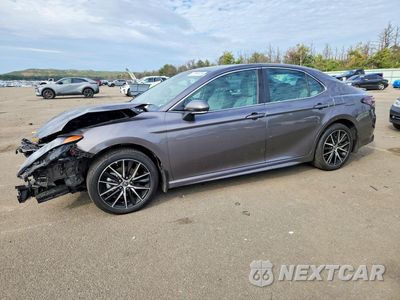 2024 TOYOTA CAMRY HYBRID SE 4T1G31AK0RU623650 - główne zdjęcie licytacji z USA - miniatura