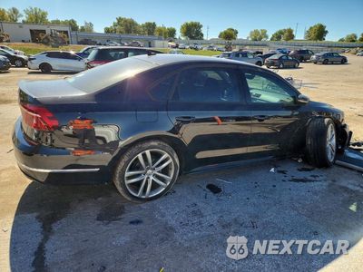 Trzecie zdjęcie samochodu z tyłu: 2018 VOLKSWAGEN PASSAT S VIN:1VWAA7A31JC025053 - miniatura