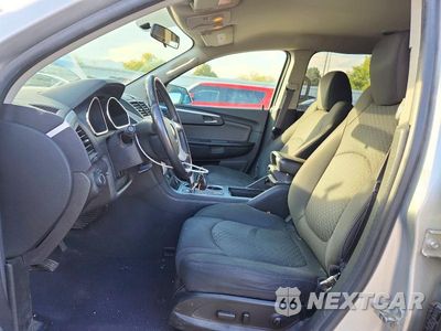 Zdjęcie 7 z 14 samochodu: 2011 CHEVROLET TRAVERSE LT VIN:1GNKVGED1BJ112289 - miniatura