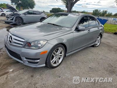 2013 MERCEDES-BENZ C 250 WDDGF4HB9DR300282 - główne zdjęcie licytacji z USA - miniatura
