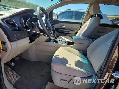 Zdjęcie 7 z 12 samochodu: 2016 KIA SEDONA LX VIN:KNDMB5C11G6100984 - miniatura