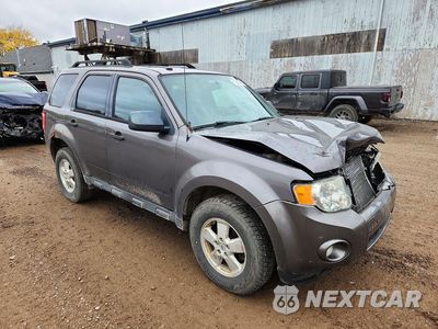 Czwarte zdjęcie samochodu z boku: 2011 FORD ESCAPE VIN:1FMCU0D70BKA79780 - miniatura