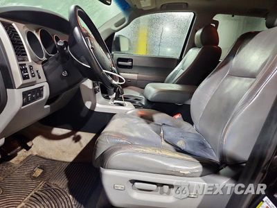 Zdjęcie 7 z 13 samochodu: 2008 TOYOTA SEQUOIA VIN:5TDBY67A78S014151 - miniatura